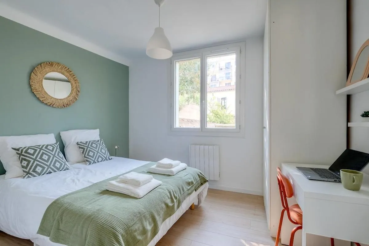 L'Eclat Des 5 Avenues Apartment Marseille 0*,  France